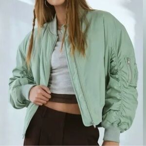 Urban Outfitters BDG - Charlie Barrel Sleeve Bomber Jacket. Large. NWT.  Green